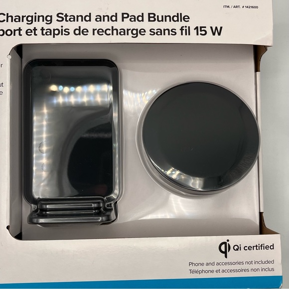BNIB WIRELESS CHARGING STAND AND PAD BUNDLE - Picture 2 of 8